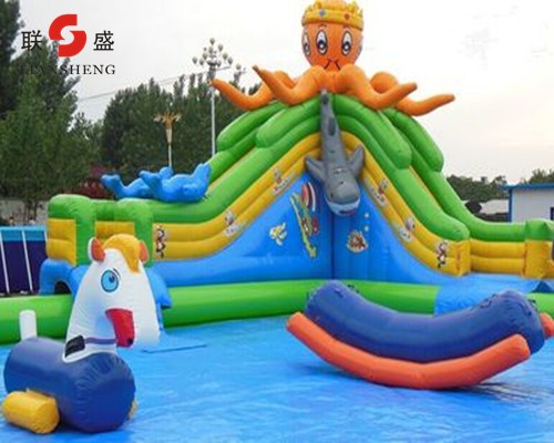 充氣游樂設備-2